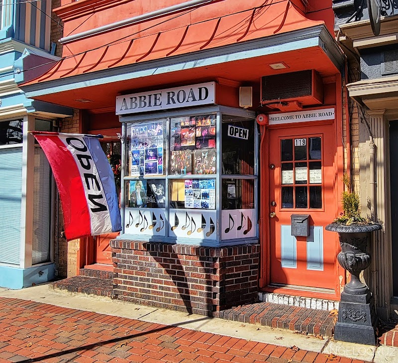 Abbie Road CD's gallery photo 1