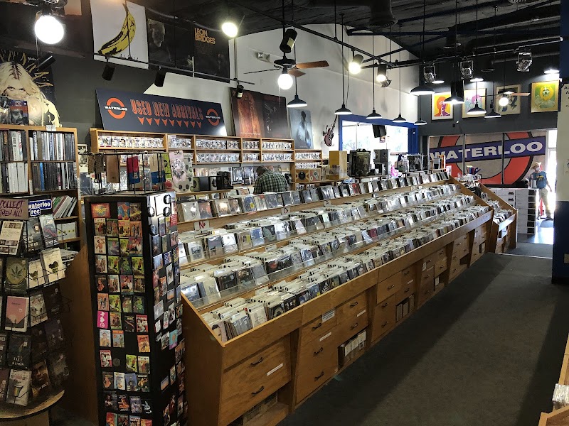 Acapulco Record Shop gallery photo 1