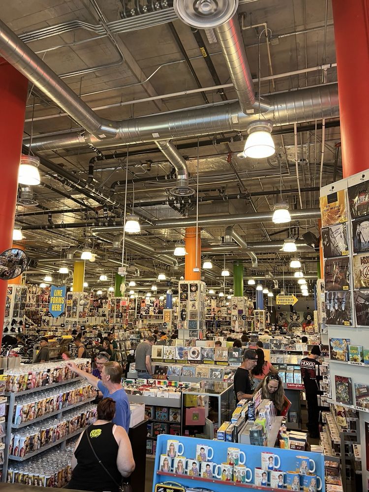 Amoeba Music gallery photo 3