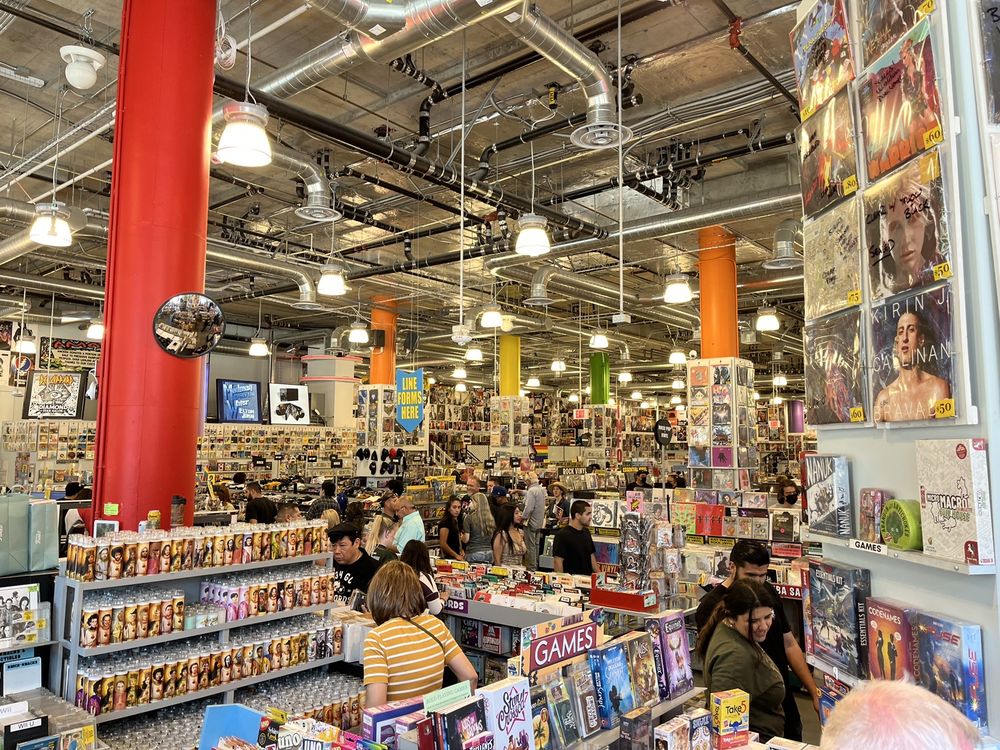 Amoeba Music gallery photo 2