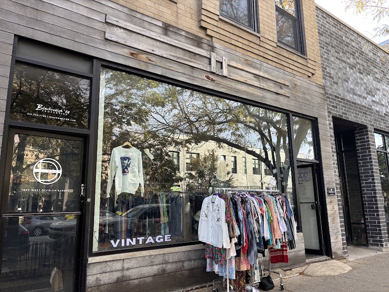 Division Street Vintage gallery photo 1