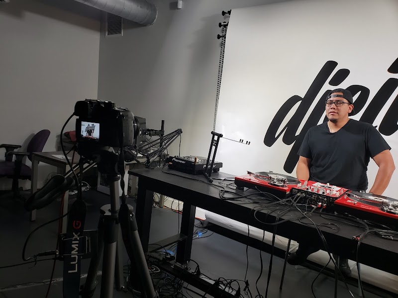 DJcity gallery photo 1