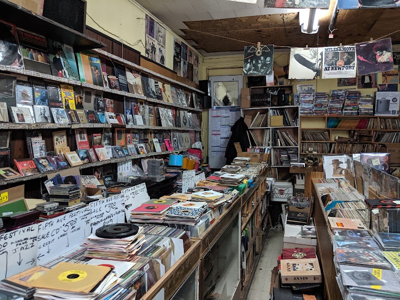 Fifth Avenue Records & Tapes gallery photo 1