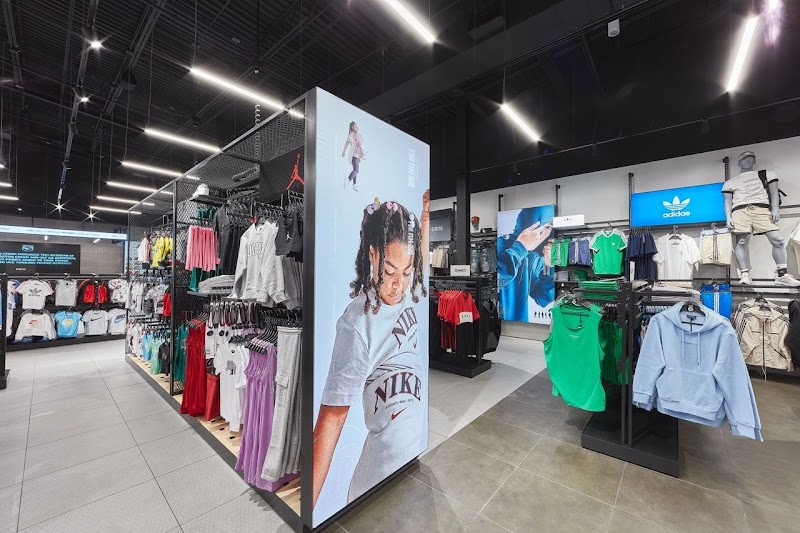 Jd World gallery photo 1