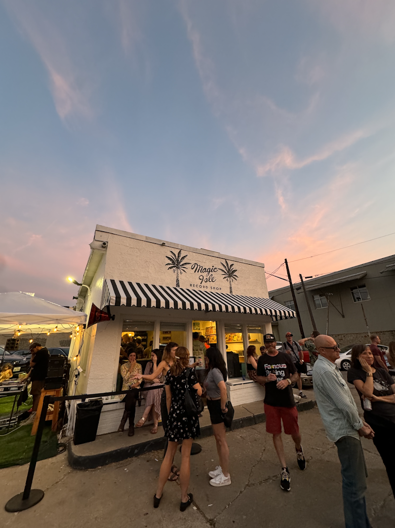 Magic Isle Vinyl gallery photo 1