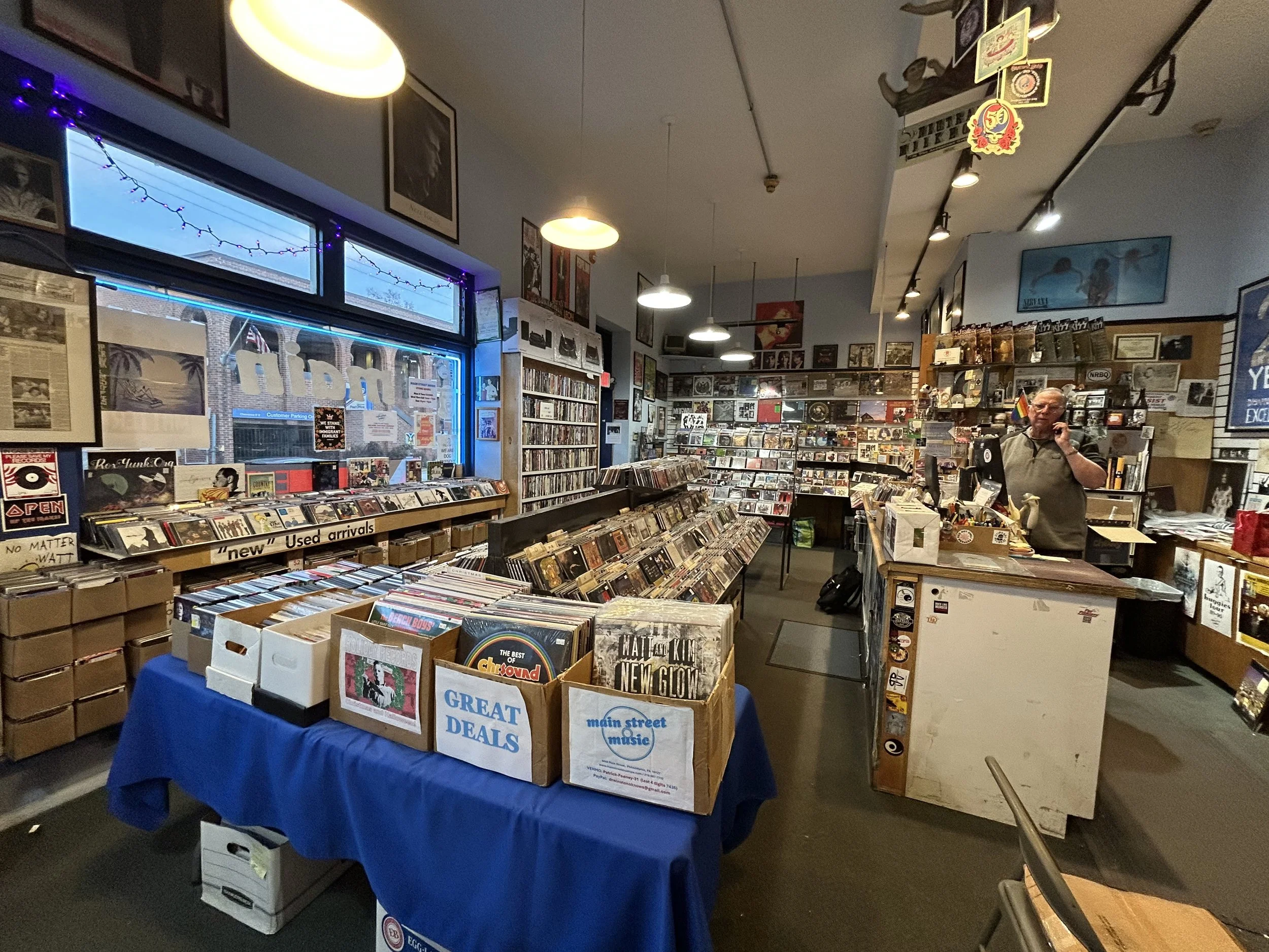 Main Street Music gallery photo 3