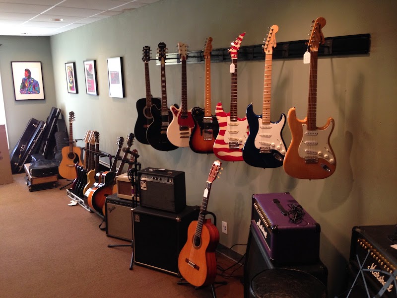 Revolution Guitar Company gallery photo 1