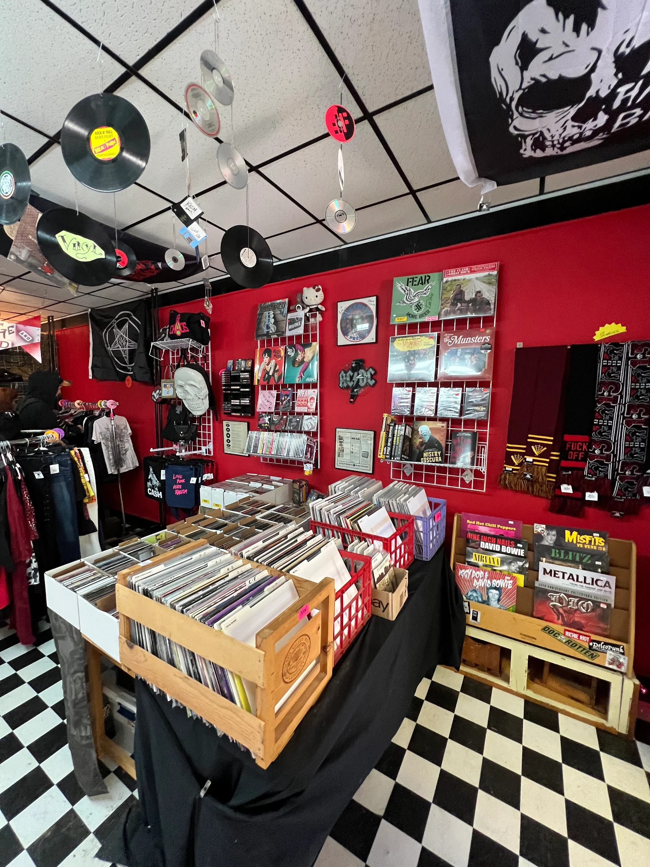 Rock N Roll Knife Fight gallery photo 4